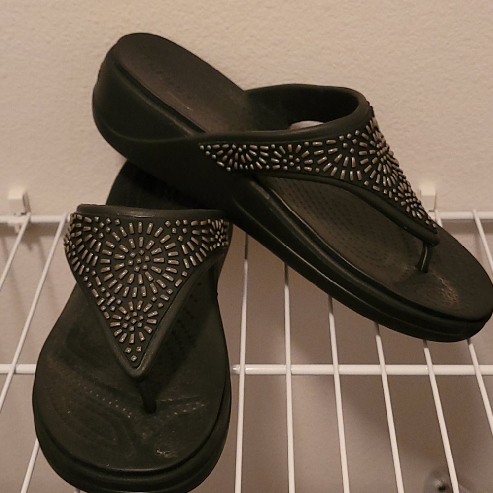 Crocs Monterey Diamante thong sandals